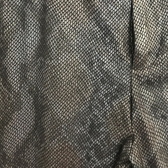 ZARA TRAFALUC LEGGING COLLECTION SNAKE SKIN PANTS SIZE M - Picture 7 of 9